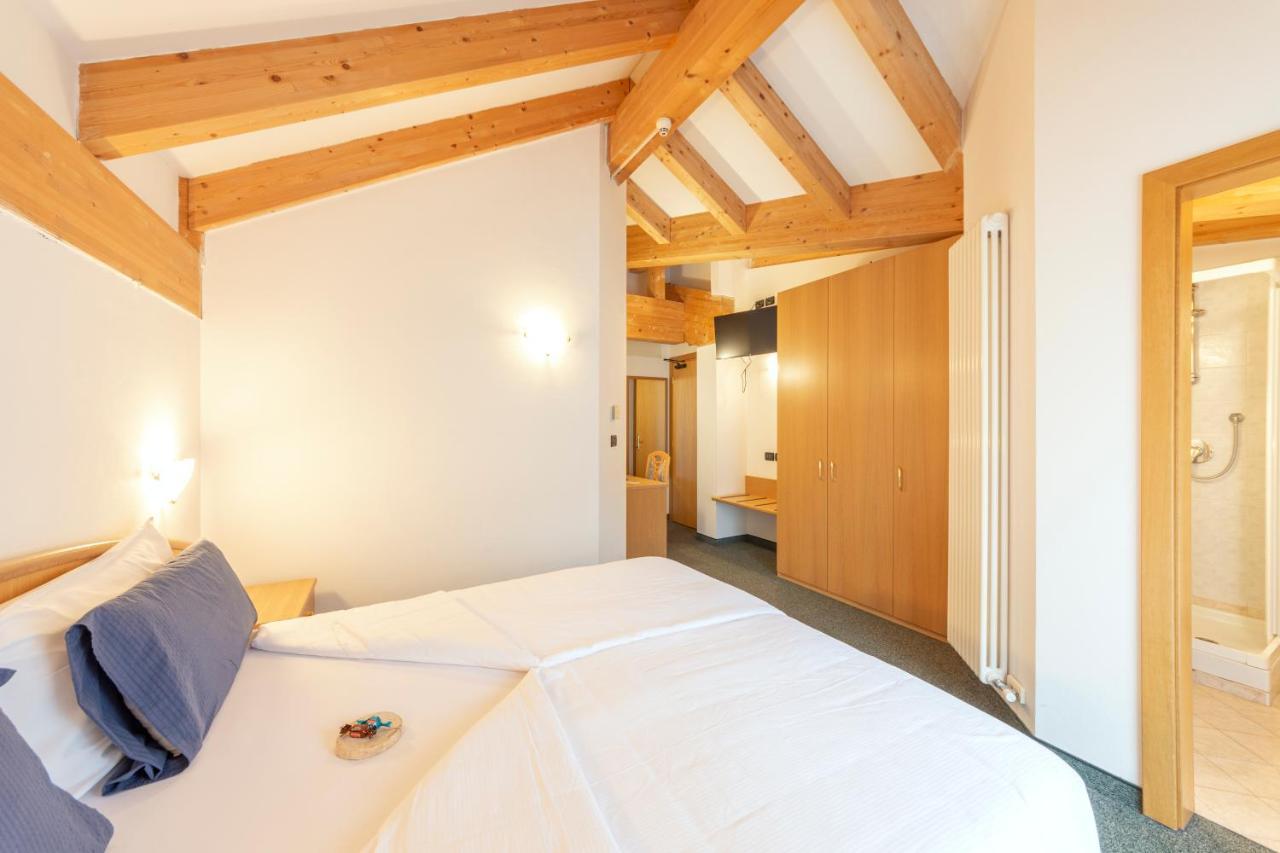 Flos Hotel Moena Zewnętrze zdjęcie