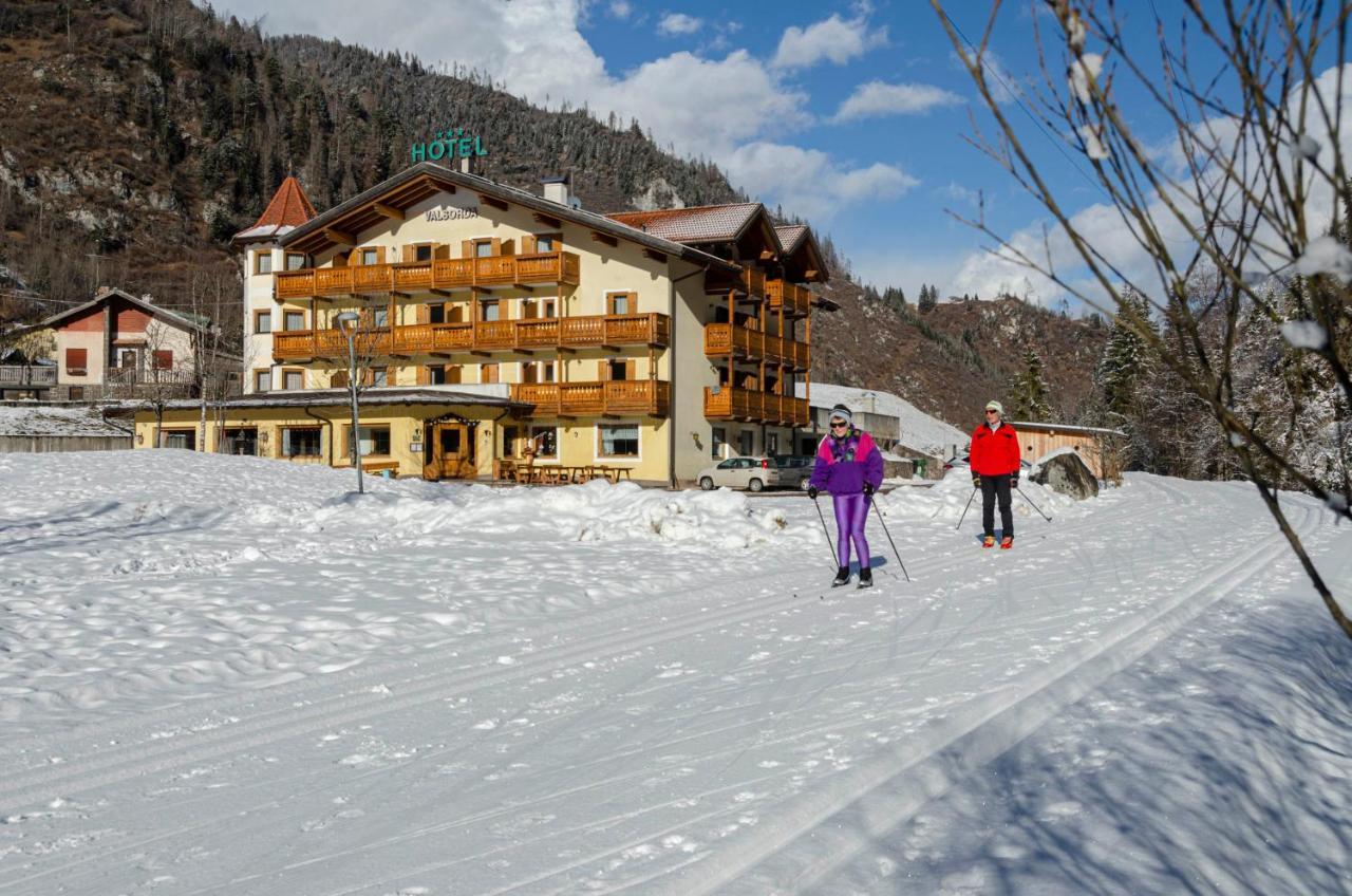Flos Hotel Moena Zewnętrze zdjęcie